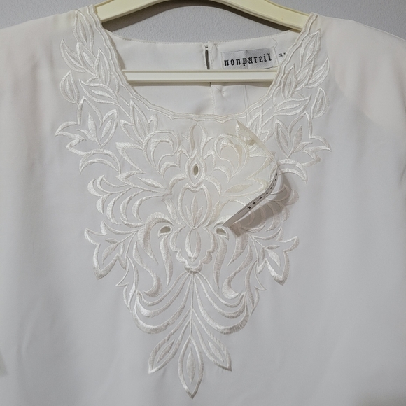 Vintage crepe short sleeve sheer blouse with open lace embroidery, ivory, small - Picture 3 of 9